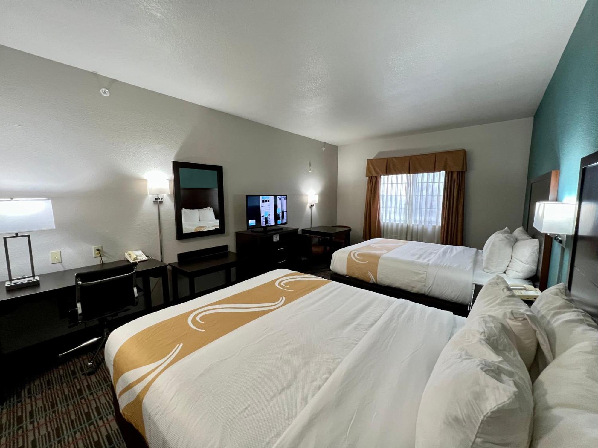 Quality Inn & Suites Near University Waco Exterior foto