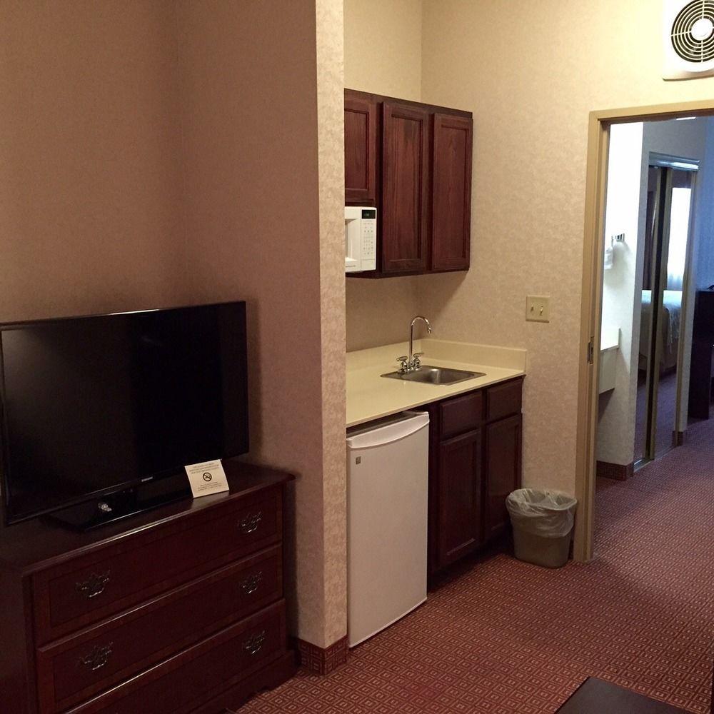 Quality Inn & Suites Near University Waco Exterior foto